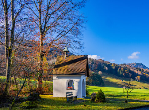 Kapelle Bardella, wrneuert wurde 1986 das Pardellenbild am Waldrand bei Motten by Nenzing, nach dem Plan von Hans Purin, es birgt das Bild der 14 Nothelfer aus dem 17. Jahrhundert, Austria