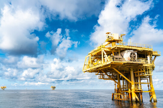 Offshore oil and gas wellhead remote platform which produced raw material for sent to onshore refinery, power generation and petrochemical industry.