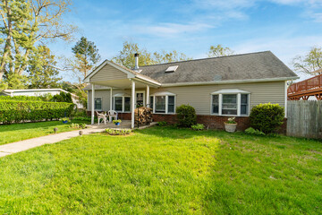Beautiful Images of Front Yard Lawn and Landscaping