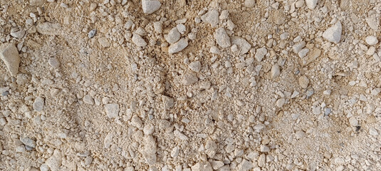 gravier sur un sol en travaux	