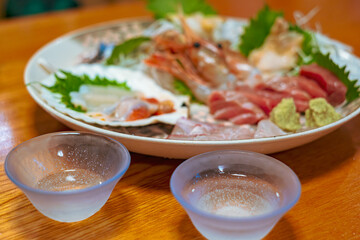 【#函館】刺し身の盛り合わせと日本酒