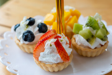 Cakes with fruit and berries,Cheesecake,Fruit on Cake,Cakes with fruit and berries.