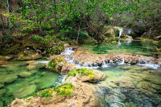 nacedero del urederra, navarra