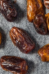 Raw Organic Arabic Medjool Dates