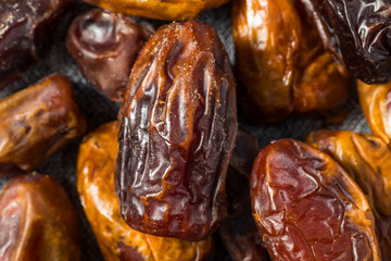 Raw Organic Arabic Medjool Dates