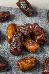 Raw Organic Arabic Medjool Dates
