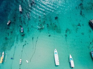 Eau transparente et paradis visible © Arnaud