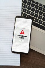 Earthquake alert notification appearing on the phone while in use.