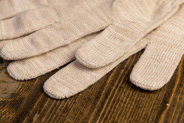white gloves for construction work are on the table