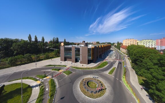 Centrum Przesiadkowe w Zabrzu &ndash; przystanek autobusowy Zabrze Centrum, lipiec 2024