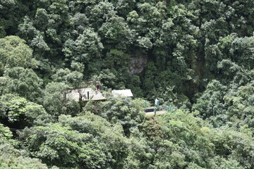 Places to see in Meghalaya Wards Lake, Seven Sisters Falls, Garden of Caves, Umiam Lake 