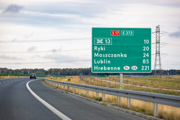 Droga ekspresowa S17 – droga ekspresowa Warszawa – Hrebenne (granica z Ukrainą) w ciągu trasy europejskiej E372.  © Leszek Szelest