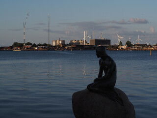 statua sirenetta