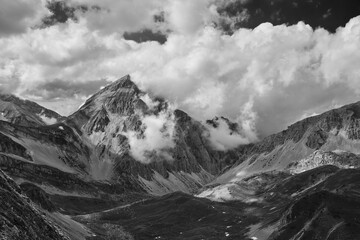 Escursione sulle creste del Gran Sasso - Monte Aquila e Campo Imperatore 