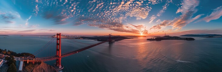 Fototapeta premium Golden Gate Bridge Sunset Panorama