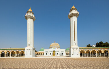 Obraz premium Mausoleum of Habib Bourgiba, first President of the Republic of Tunisia. Monastir