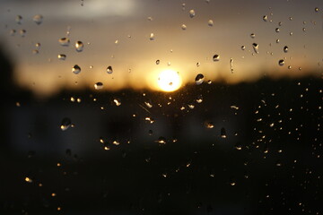 krople na szybie  © Arkadiusz