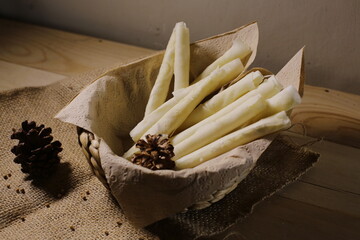 sweet arum cheese roll, a snack that tastes sweet