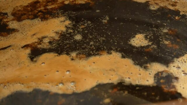 Boiling of beer wort during brewing of dark beer