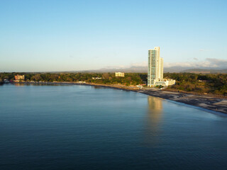 Obraz premium Sunrise Over Playa Gorgona, Panama