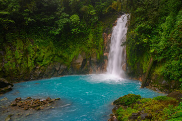 Fototapeta premium Rio Celeste Wasserfall