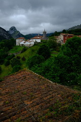 Iglesia de San Pedro (Alles)