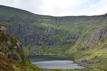 Obraz premium Coumshingaun Lough in Comeragh mountains, Kilclooney, Co. Waterford, Ireland