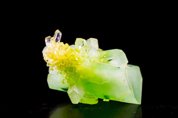 natural mineral stone for jewelry uses