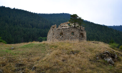 Cakrak Village, located in Giresun, Turkey, is famous for its historical church and historical bridges.