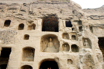 The Yungang Grottoes in Shanxi Province, China, began to be excavated during the Northern Wei Dynasty and lasted about 150 years, with more than 59,000 stone statues. World Cultural Heritage.
