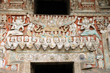 The Yungang Grottoes in Shanxi Province, China, began to be excavated during the Northern Wei Dynasty and lasted about 150 years, with more than 59,000 stone statues. World Cultural Heritage.
