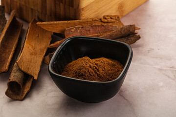 Natural Cinnamon powder with sticks