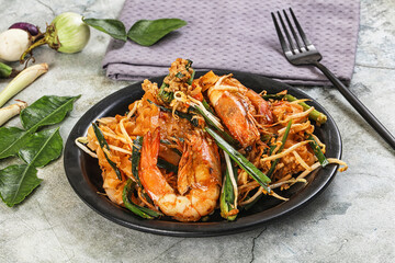 Pad Thai - noodle with prawn