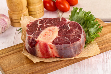 Raw beef ossobuco for roast