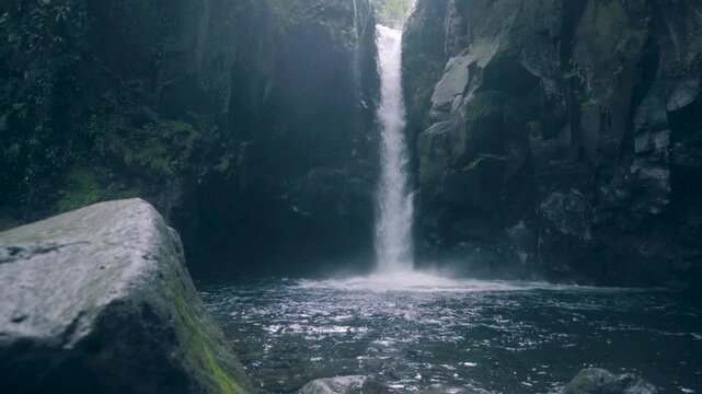 Costa Rican waterfall on slow motion 