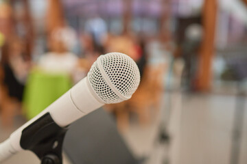 Make sure to arrange the microphone correctly in the event hall for speeches or performances