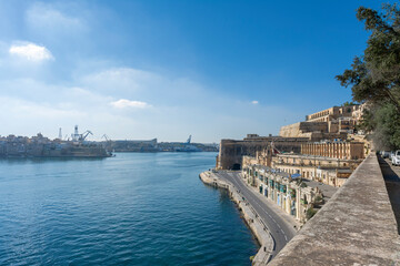 Fototapeta premium Southern Harbour District Sandstone buildings view with traditional closed colorful wooden balconies 