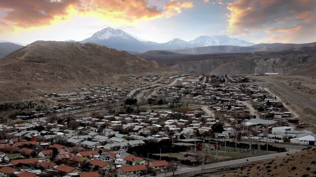 Sunset in Chos Malal: Overlooking Houses from a Viewpoint in Argentine Patagonia. 4K Resolution.