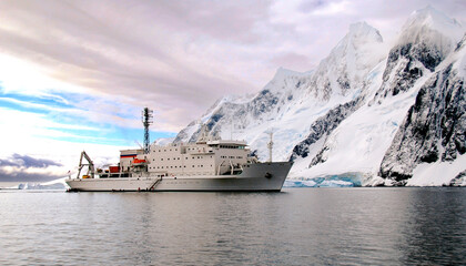 Ship in an antarctic landscape