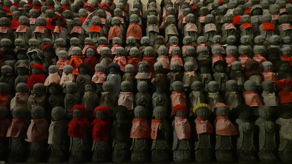 Obraz premium たくさんの仏像