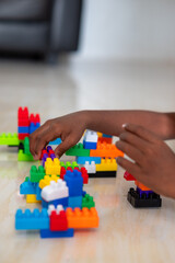 Children are playing disassembly games at home