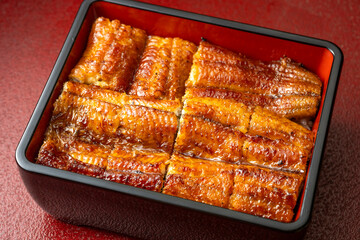 美味しそうな鰻重