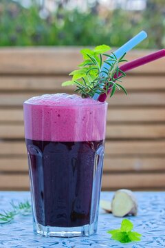 Granatapfel-Ingwer-Mocktail