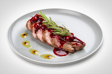 Duck breast with berry sauce