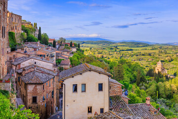 Obraz premium Montepulciano, Tuscany, Italy. View from the town of the countryside around Montepulciano.