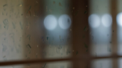 Obraz premium An out-of-focus image, symbolizing the difficulty in seeing things clearly when dealing with mental illness.