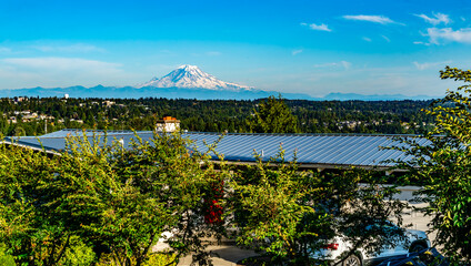 Rainier Fron Des Moines