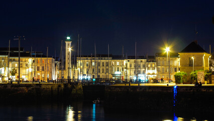 Fototapeta premium Balade dans la ville de La Rochelle, en pleine nuit