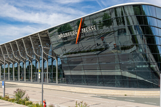 Die N&uuml;rnbergMesse Group, oft auch als Messe N&uuml;rnberg bezeichnet, organisiert und veranstaltet Messen und Kongresse. Solutions, GaLaBau, FachPack, Chillventa und BrauBeviale.