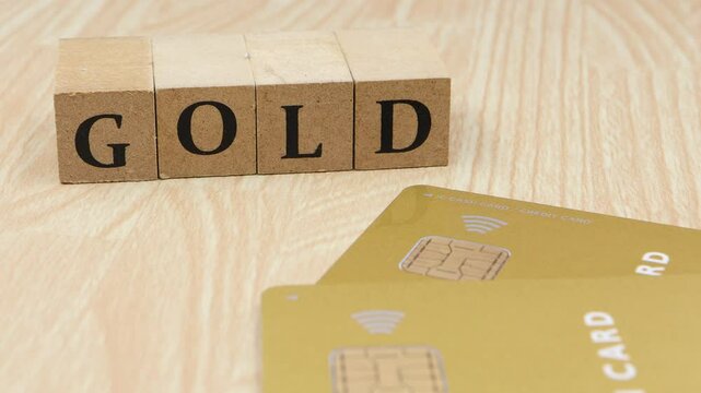 ゴールドカード。クレジットカード。